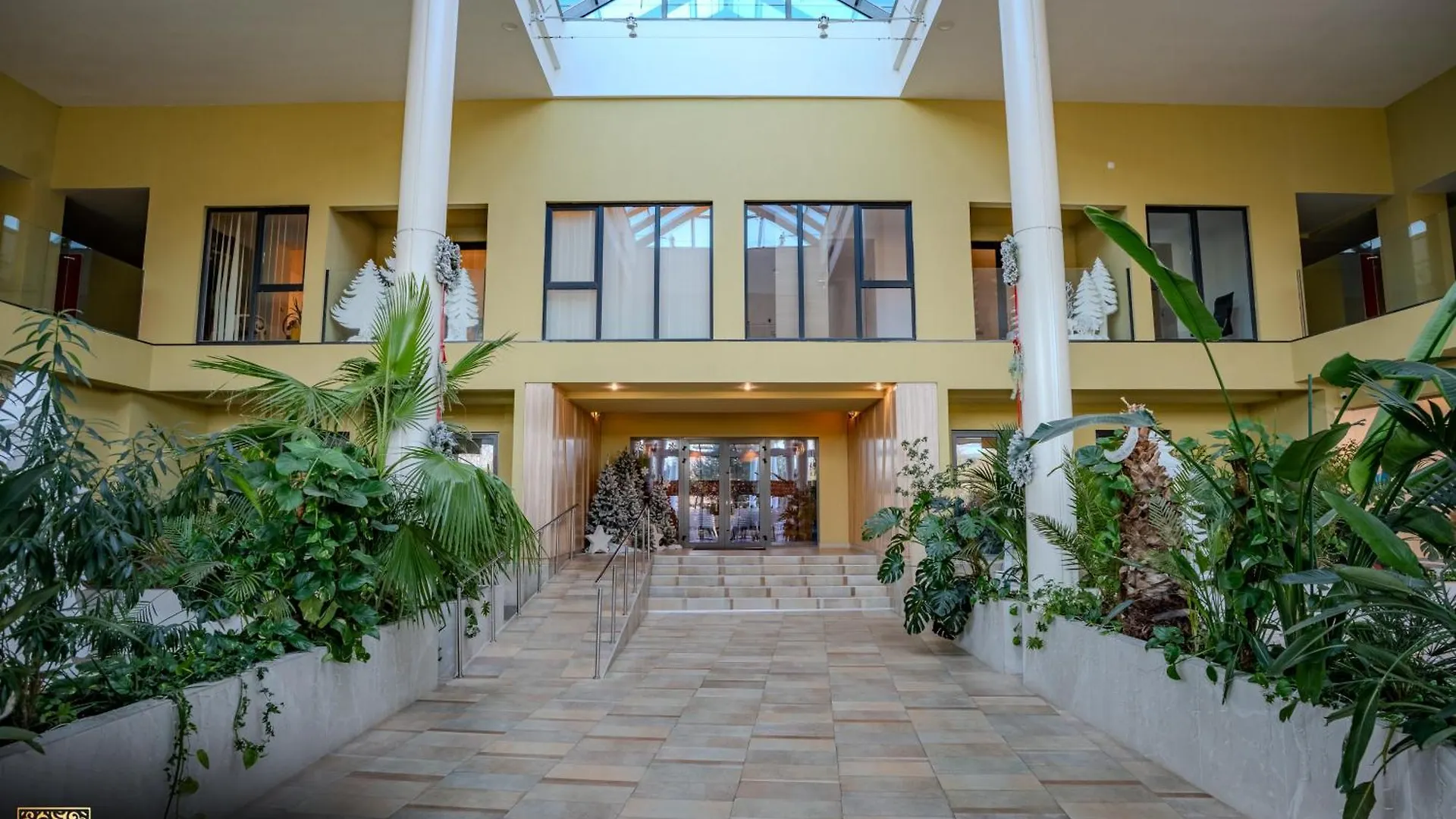 Yamaluxe Apartments - Huge - Confort & Luxury With Great View Bucharest