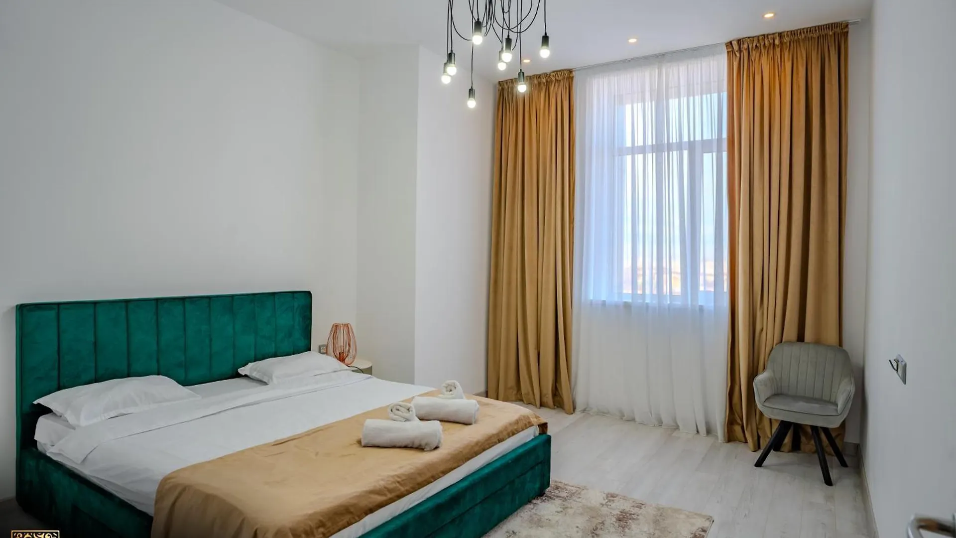 Yamaluxe Apartments - Huge - Confort & Luxury With Great View Bucharest
