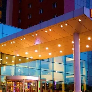 Laroka House Rin Grand Modern Bucureşti